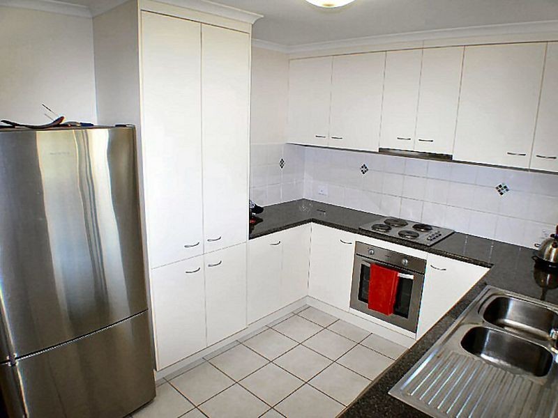 71 Barolin Esplanade, Coral Cove QLD 4670