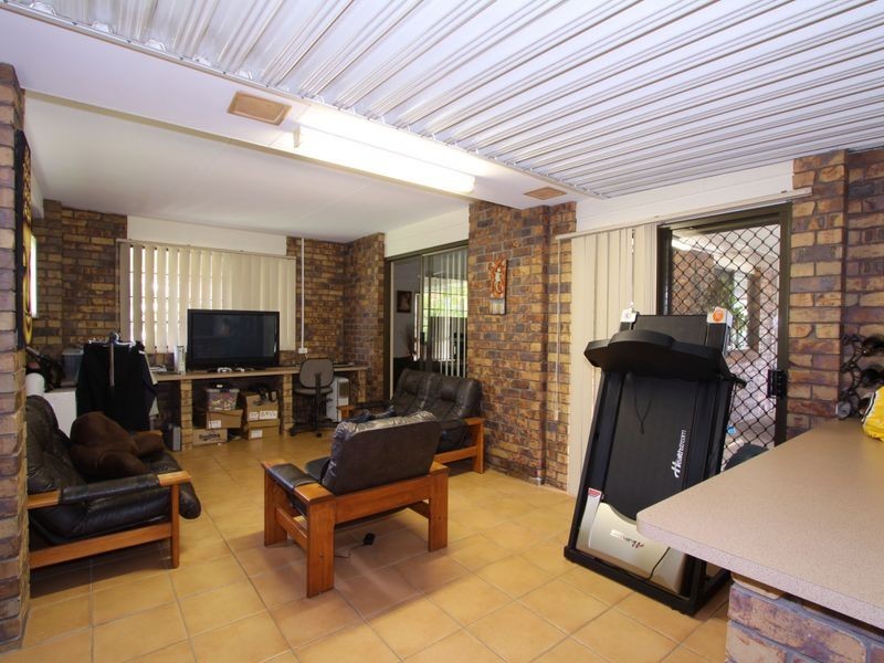 11 Polo Place, Branyan QLD 4670