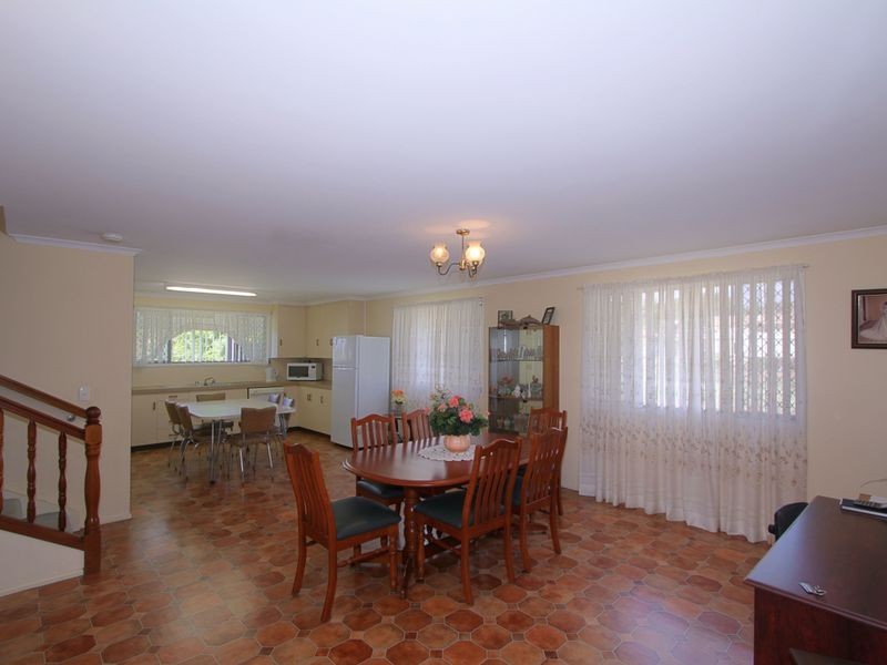 24 Limpus Crescent, Kalkie QLD 4670