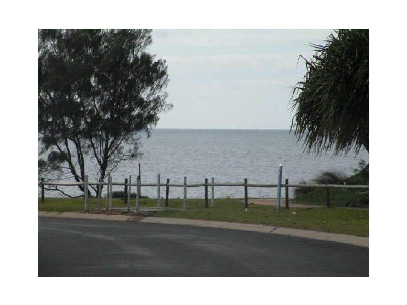 Coral Cove QLD 4670