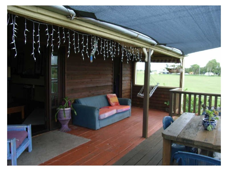 16 Kelly Street, Burnett Heads QLD 4670