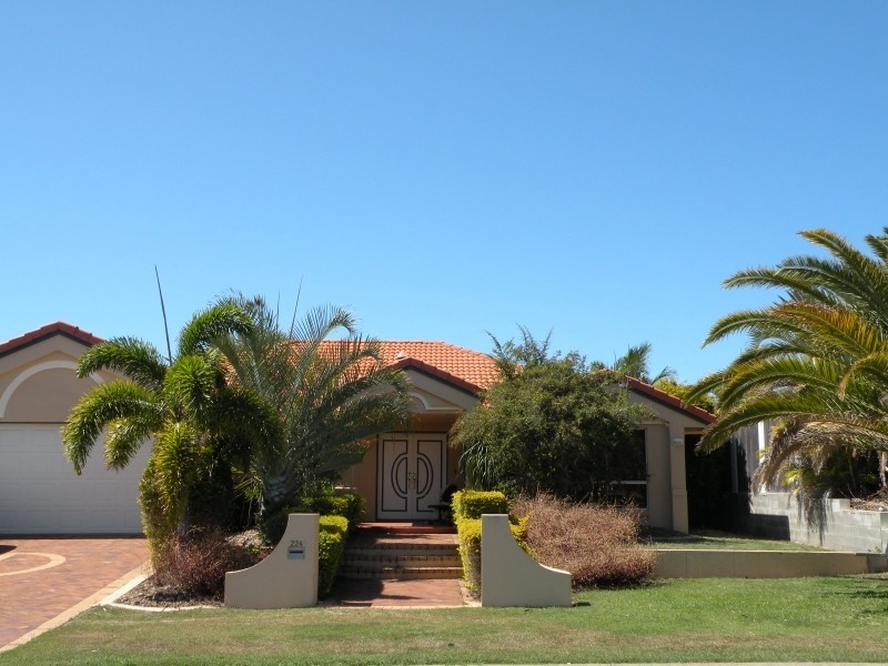 224 Barolin Esplanade, Coral Cove QLD 4670
