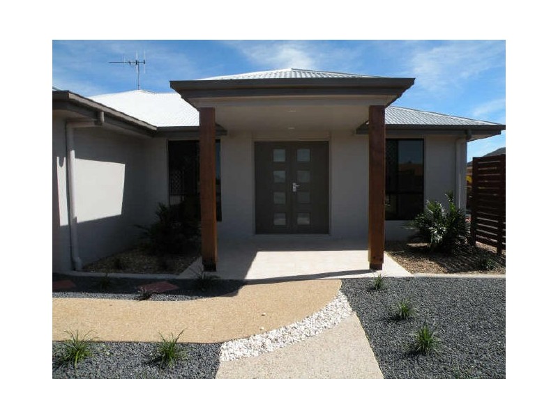 223 Barolin Esplanade, Coral Cove QLD 4670