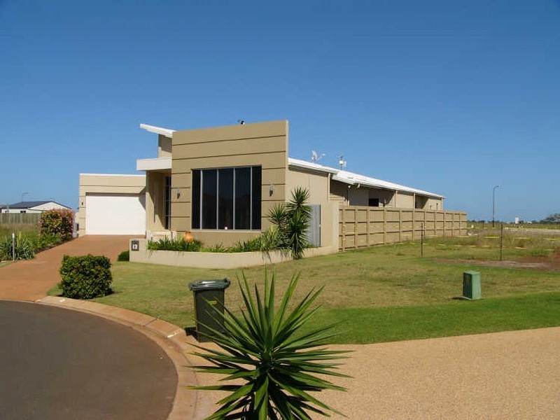 26 Hillcrest Court, Bargara QLD 4670