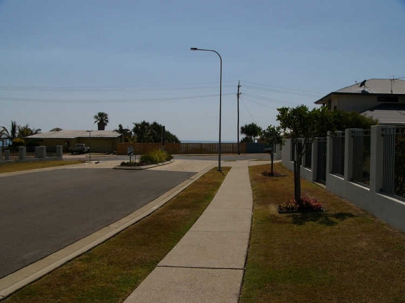 3 Breeze Drive, Bargara QLD 4670