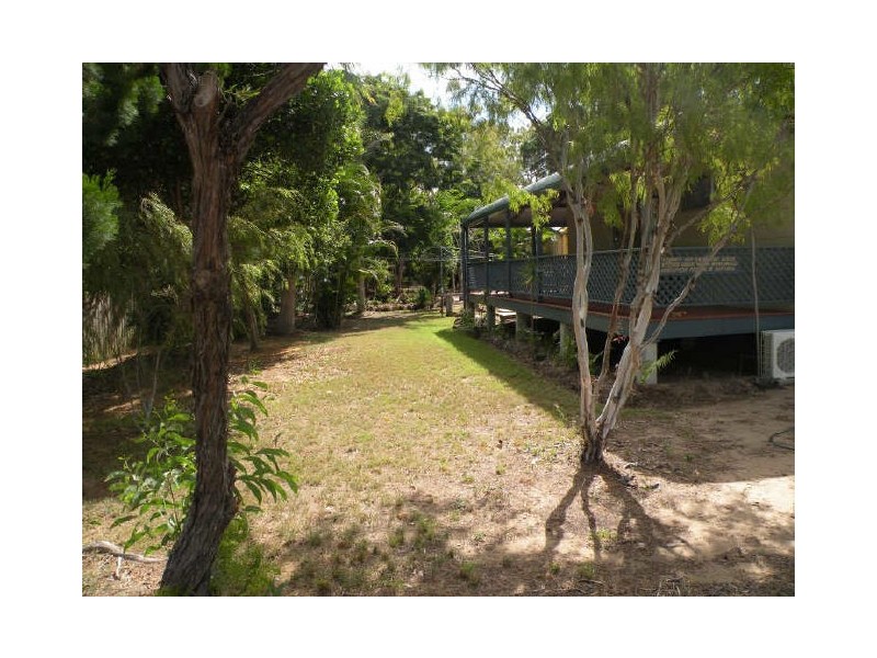 Moore Park Beach QLD 4670