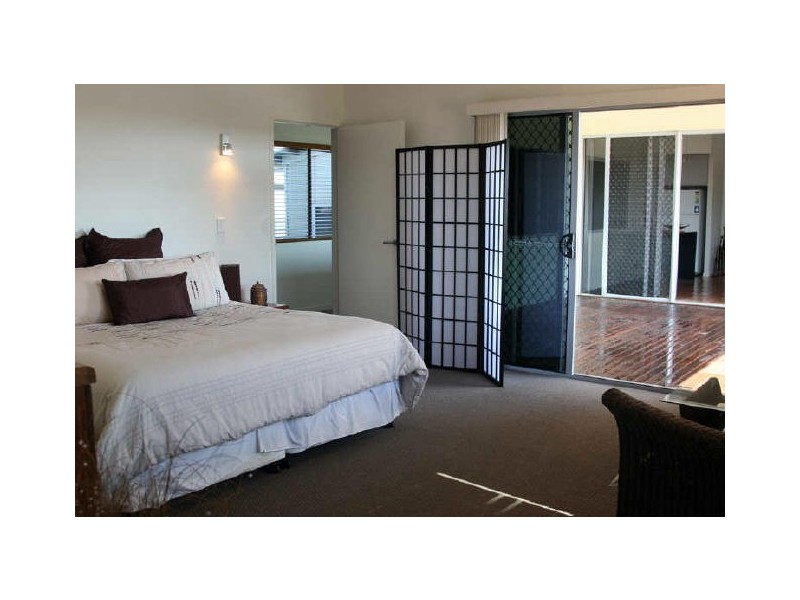 Coral Cove QLD 4670