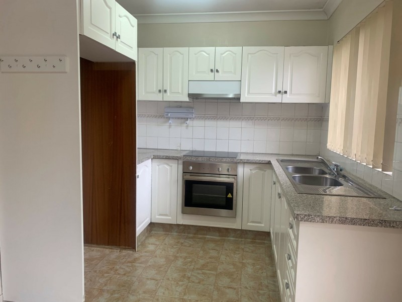 3/35 Prairie Vale Road, Bankstown NSW 2200