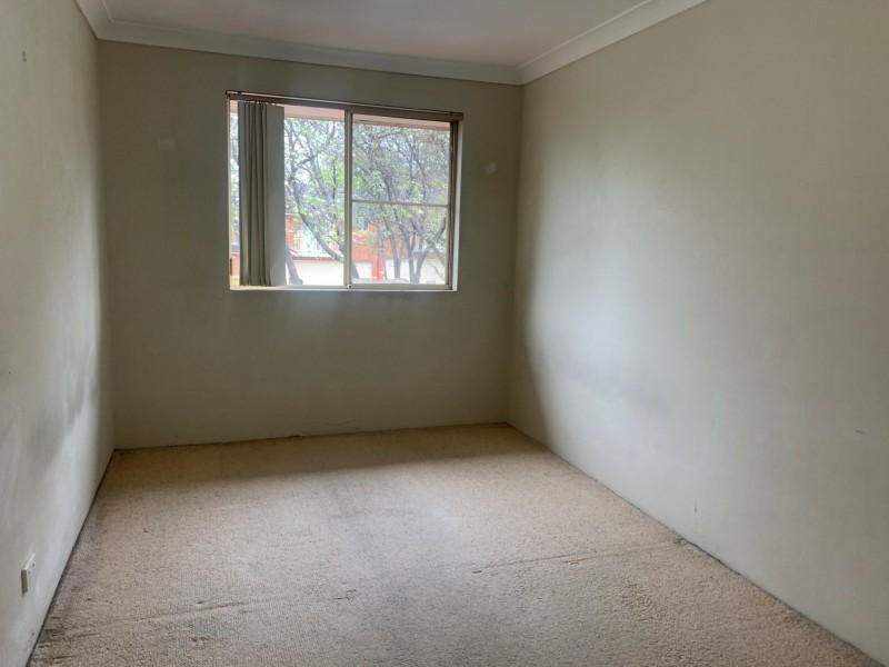 3/35 Prairie Vale Road, Bankstown NSW 2200