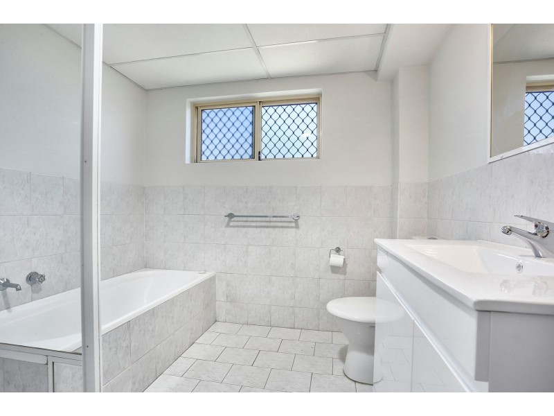 Unit 4/109 Chapel Rd, Bankstown NSW 2200