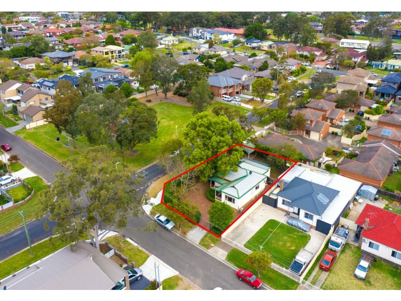 9 Phillip Street, Panania NSW 2213