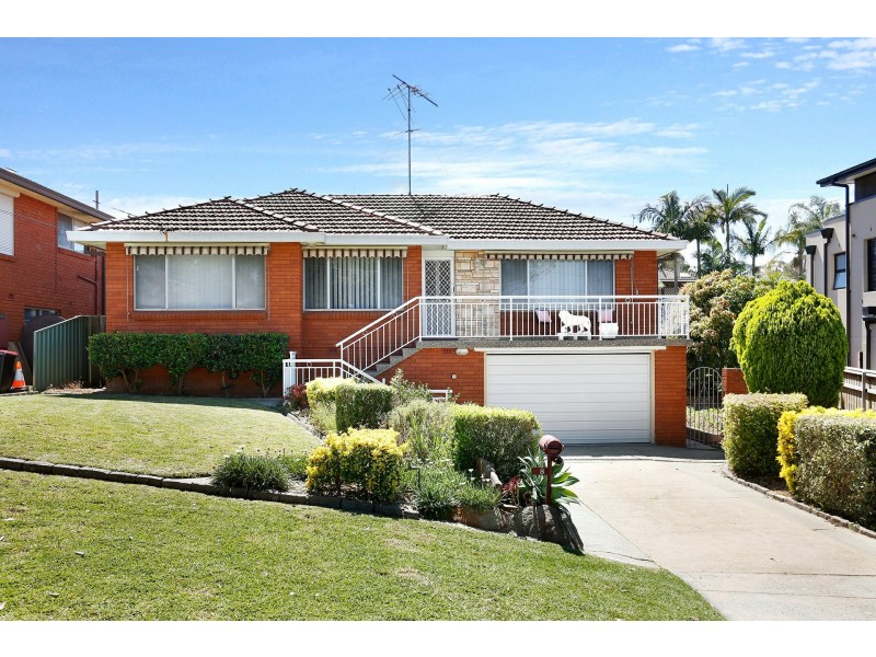 8 Wendy Avenue, Georges Hall NSW 2198