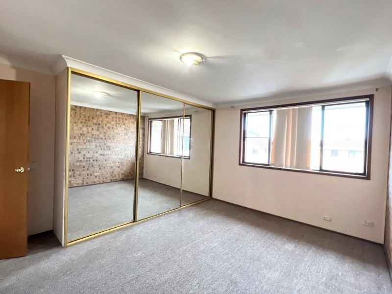 9/221-227 Old Kent Road, Greenacre NSW 2190