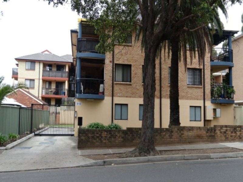 4/86 Meredith Street, Bankstown NSW 2200