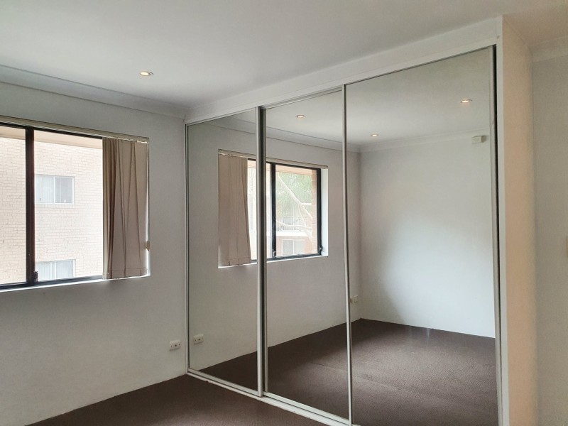4/86 Meredith Street, Bankstown NSW 2200