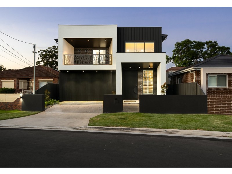 54 Endeavour Road, Georges Hall NSW 2198