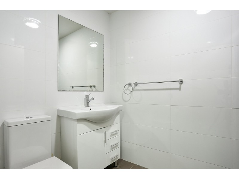 Unit 204/17 Kitchener Pde, Bankstown NSW 2200