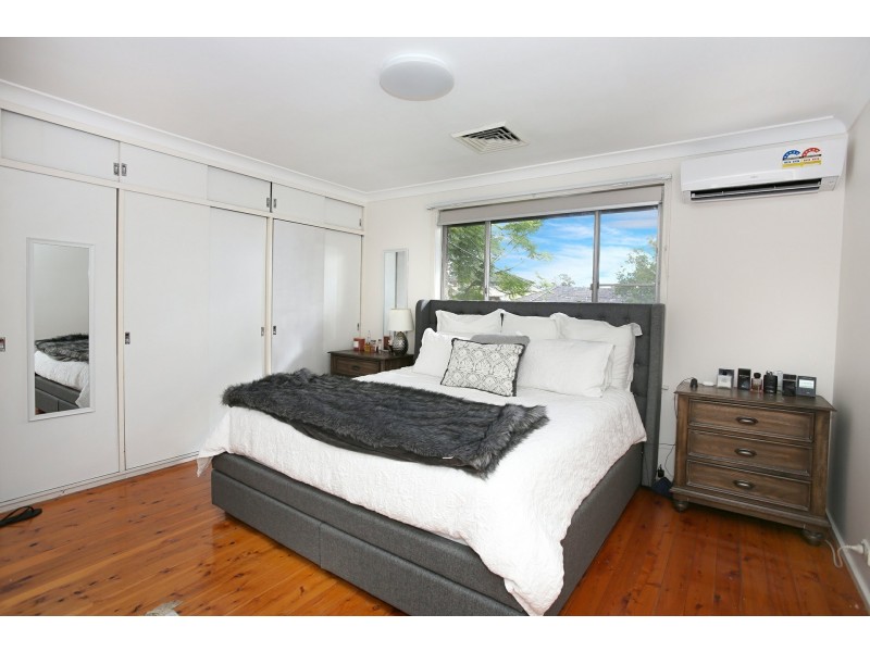 2 Bligh Close, Georges Hall NSW 2198