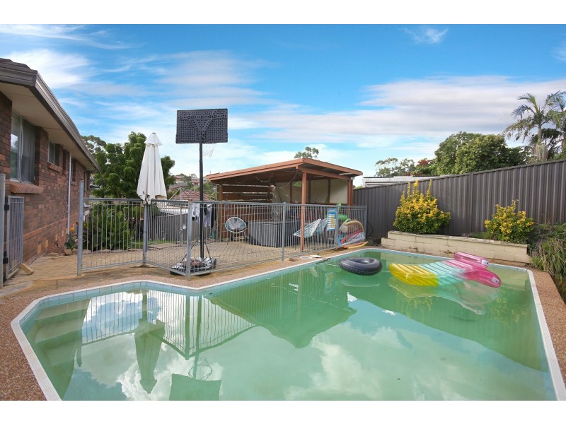 2 Bligh Close, Georges Hall NSW 2198