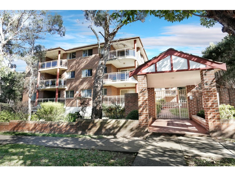 7/64 Cairds Avenue, Bankstown NSW 2200
