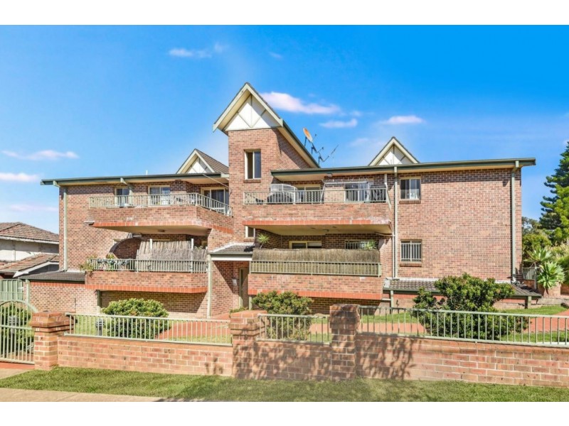 4/16-18 Reynolds Avenue, Bankstown NSW 2200