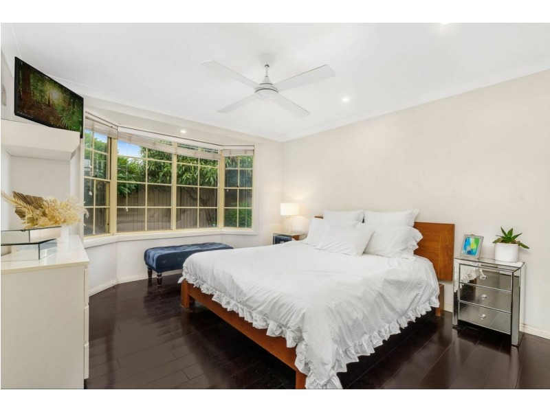 18B Endeavour Road, Georges Hall NSW 2198