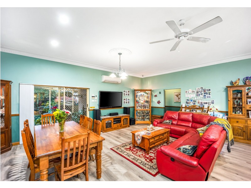 81 Ramsay Road, Picnic Point NSW 2213