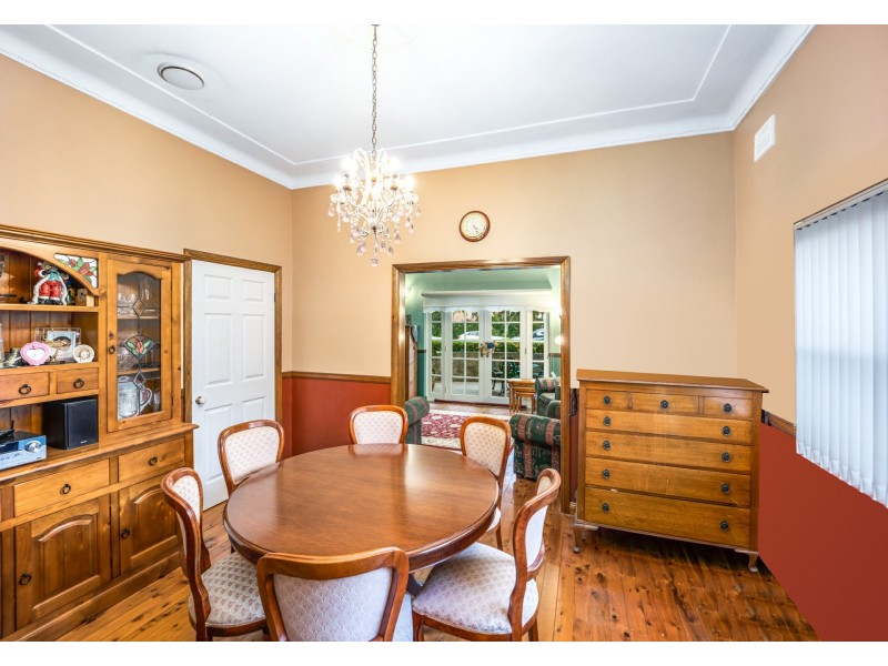 81 Ramsay Road, Picnic Point NSW 2213