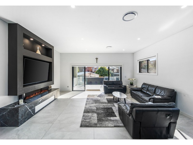 14 Wren Street, Condell Park NSW 2200