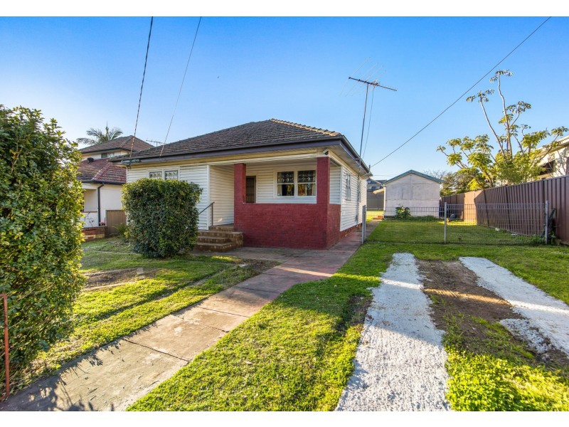 74 Yanderra Street, Condell Park NSW 2200