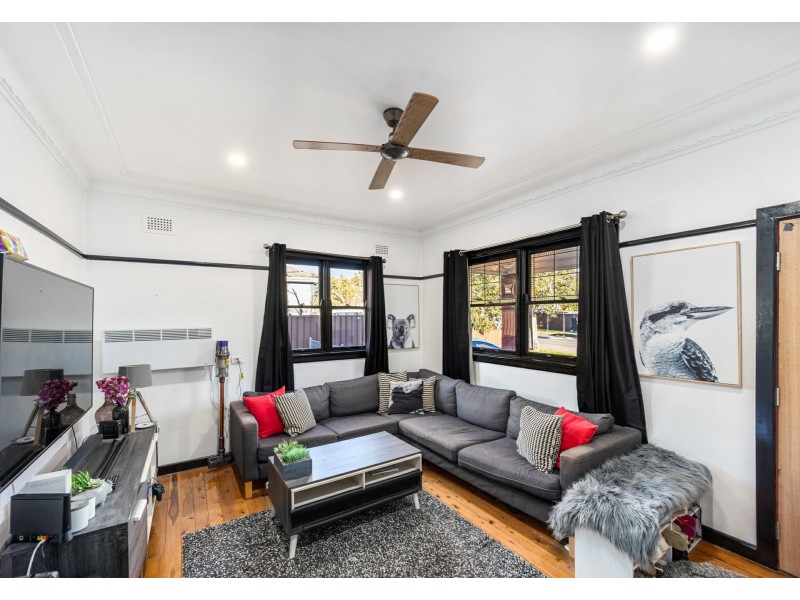 76 Yanderra Street, Condell Park NSW 2200