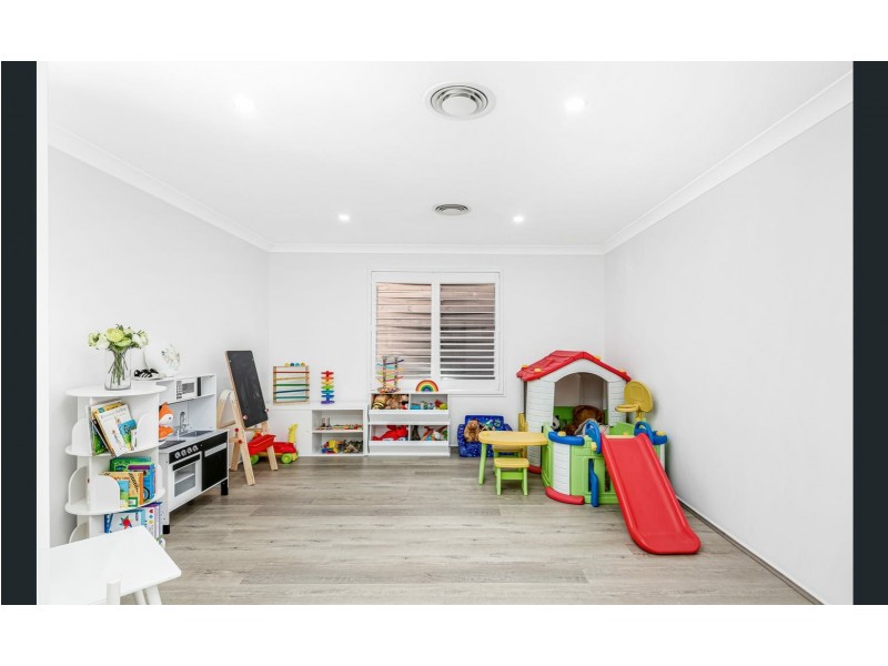 86 Stansmore Avenue, Prestons NSW 2170