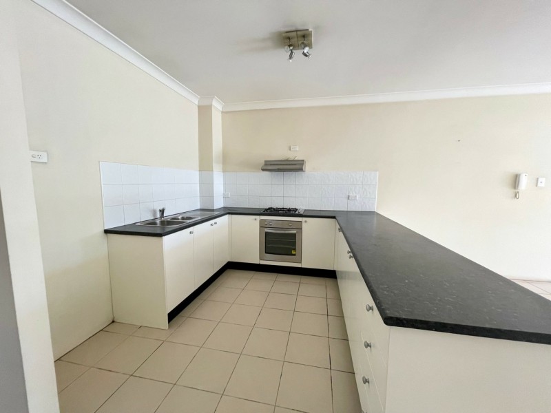 15/8-10 Melanie Street, Bankstown NSW 2200