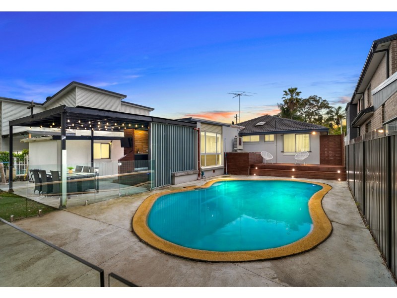 9 Raleigh Road, Milperra NSW 2214