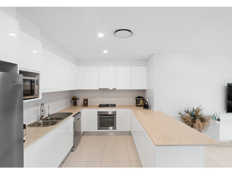 4 Amarina Avenue, Bass Hill NSW 2197