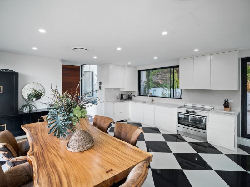 43 Old Ferry Road, Illawong NSW 2234