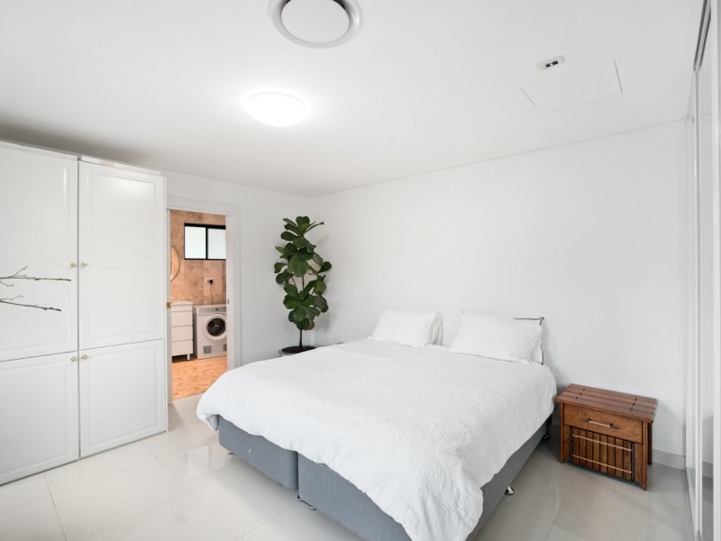 43 Old Ferry Road, Illawong NSW 2234