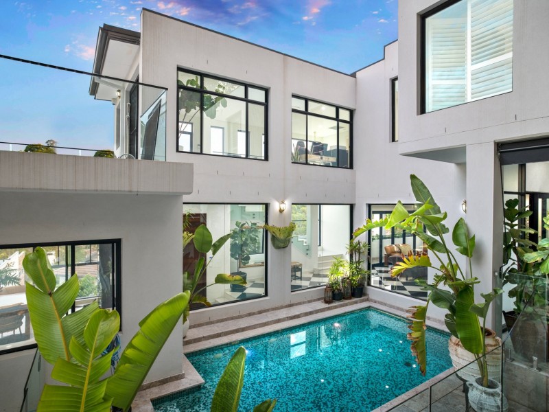 43 Old Ferry Road, Illawong NSW 2234
