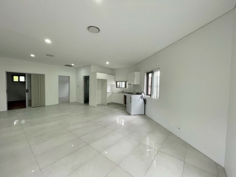 1/75 Railway Parade, Condell Park NSW 2200