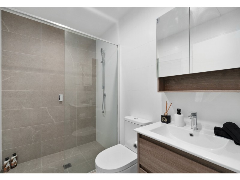 17 Maclaurin Ave, East Hills NSW 2213