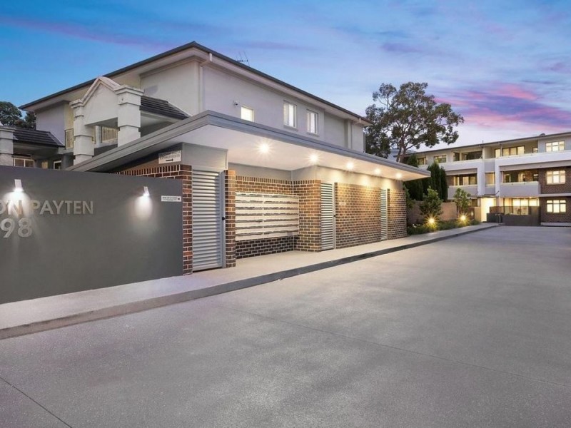 106/98 Payten Avenue, Roselands NSW 2196