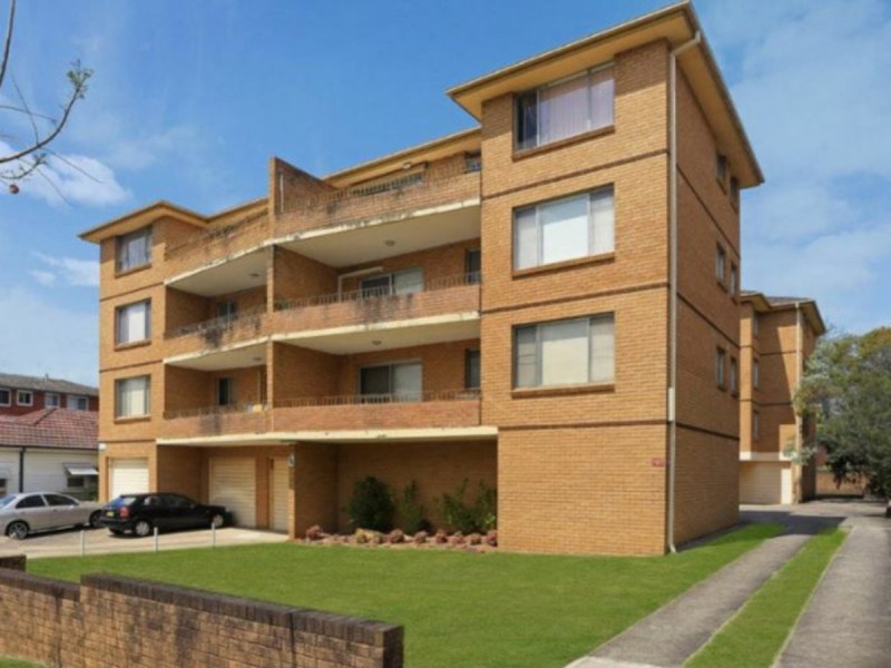 10/84-90 Leylands Parade, Belmore NSW 2192