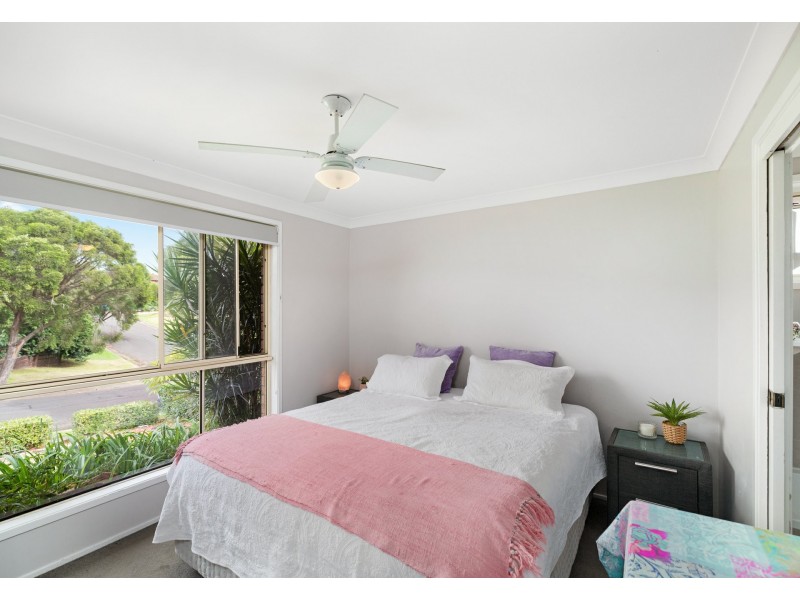 9 Diamontina Avenue, Kearns NSW 2558