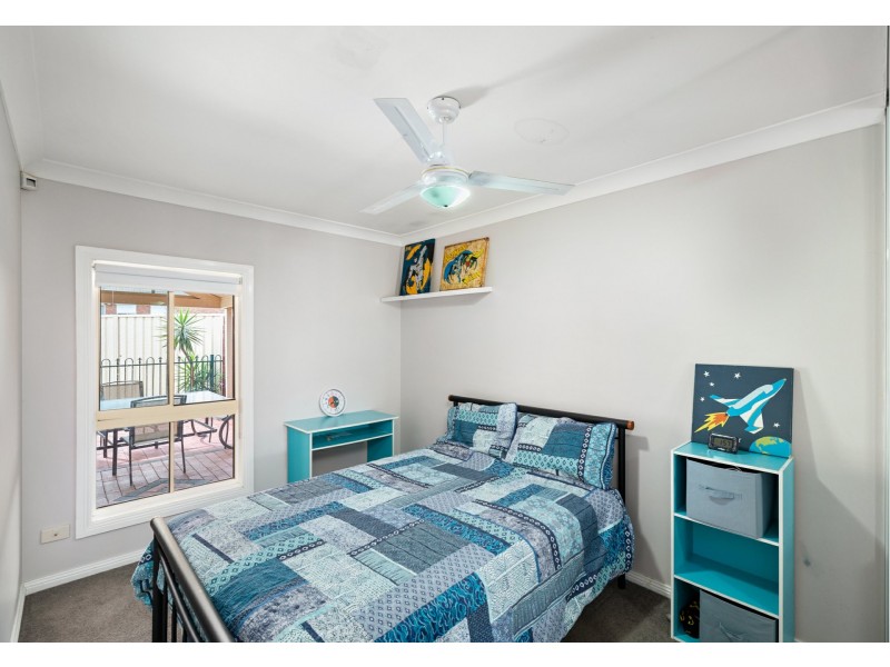 9 Diamontina Avenue, Kearns NSW 2558