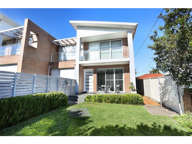 2/133 Birdwood Road, Georges Hall NSW 2198