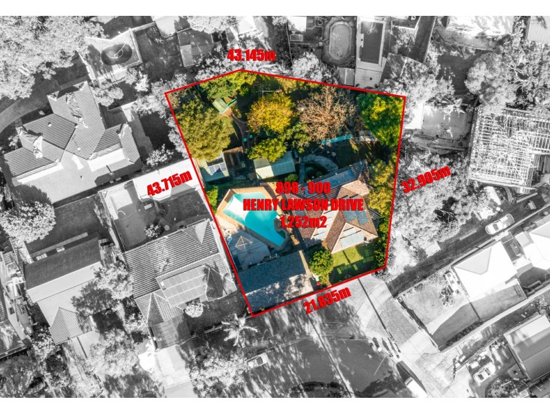898-900 Henry Lawson Drive, Picnic Point NSW 2213