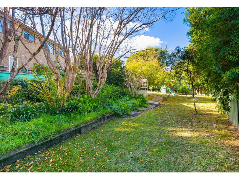 898-900 Henry Lawson Drive, Picnic Point NSW 2213