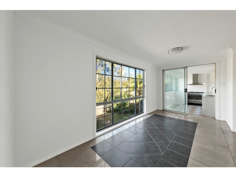 100 Renton Avenue, Moorebank NSW 2170