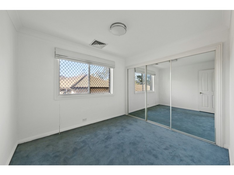 100 Renton Avenue, Moorebank NSW 2170
