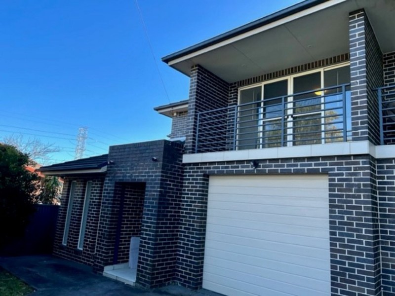 4a Beryl Place, Greenacre NSW 2190